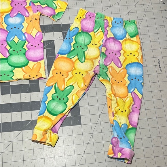 Vibrant Bunny Print Kids Pajama Set - Picture 5 of 5